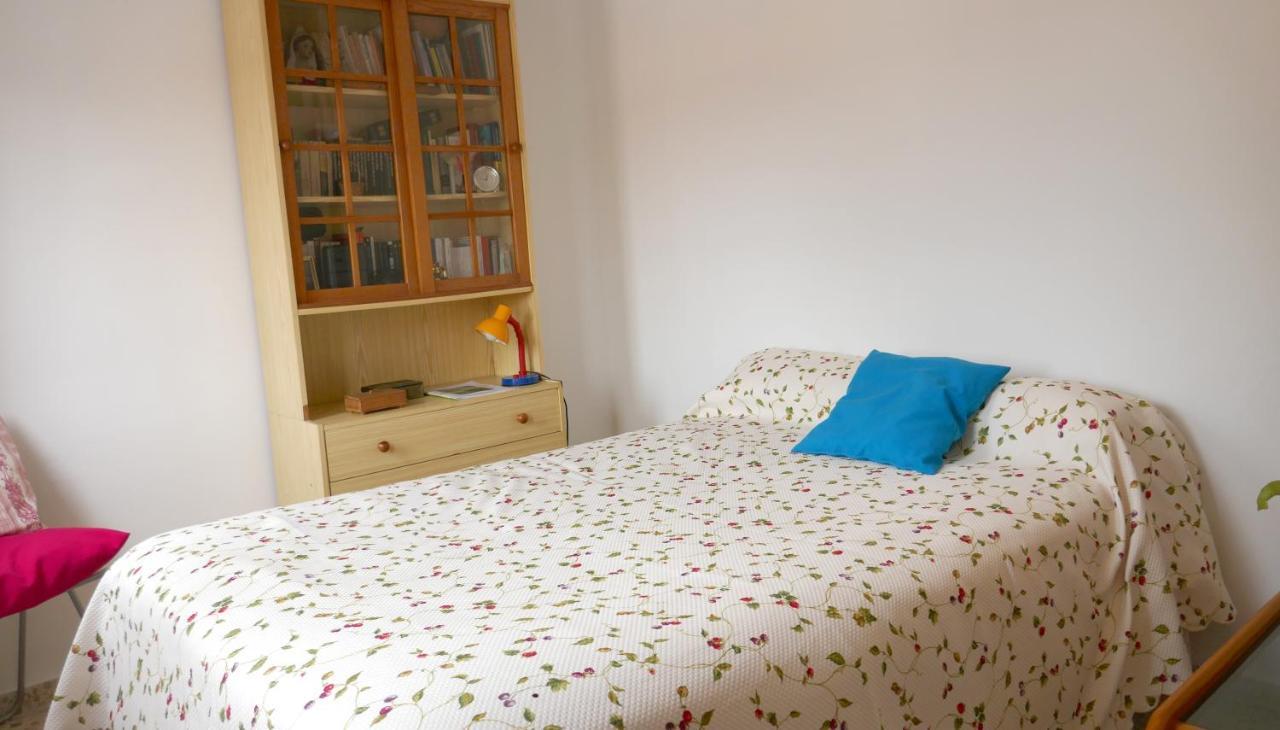 סביליה Casa Soleada En Calle Tranquila מראה חיצוני תמונה