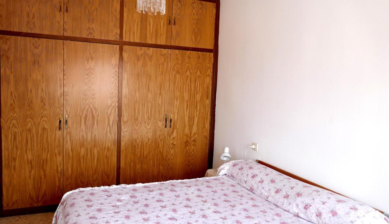 סביליה Casa Soleada En Calle Tranquila מראה חיצוני תמונה