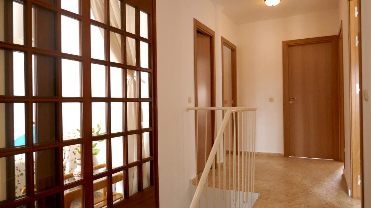 סביליה Casa Soleada En Calle Tranquila מראה חיצוני תמונה