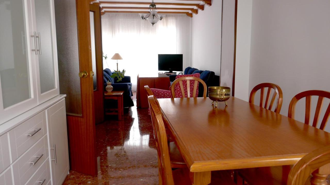 סביליה Casa Soleada En Calle Tranquila מראה חיצוני תמונה