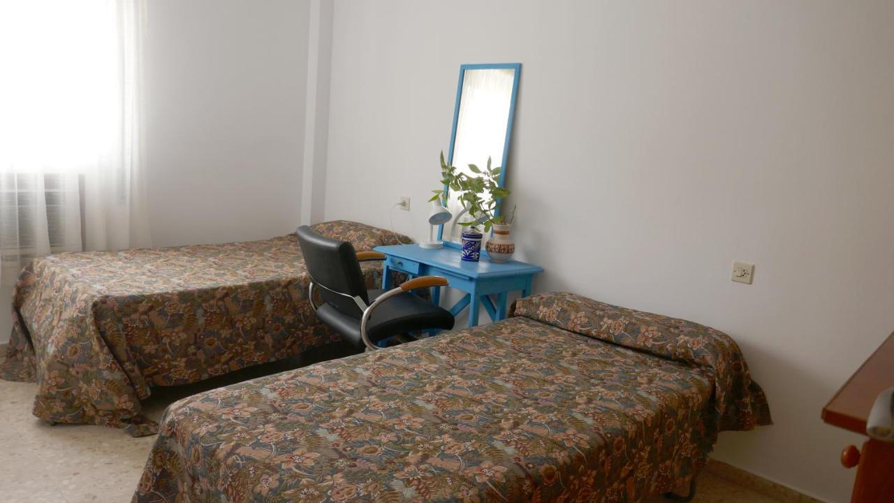 סביליה Casa Soleada En Calle Tranquila מראה חיצוני תמונה